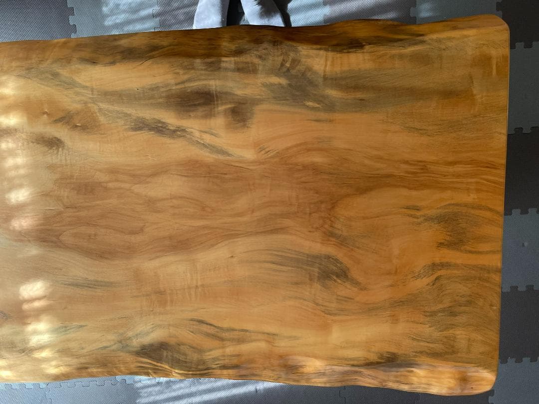 M*g様 【人気】一枚板テーブル 栃 橡 トチ 脚付き ダイニングテーブル