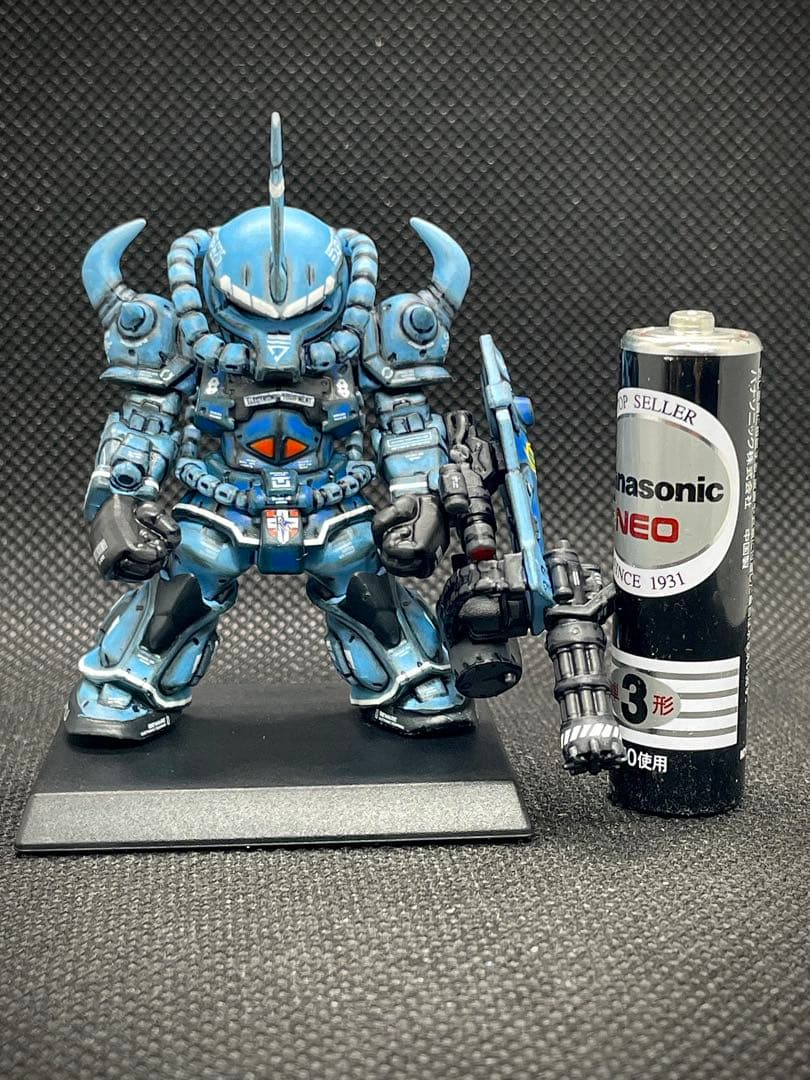 【送料無料】ガンダムコンバージ グフカスタム ガトリングシールドVerリペイント