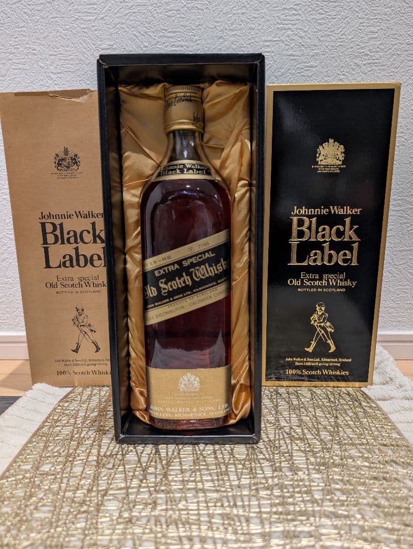 早いもの勝ち価格) ジョニーウォーカー黒（白紋章&赤 セット