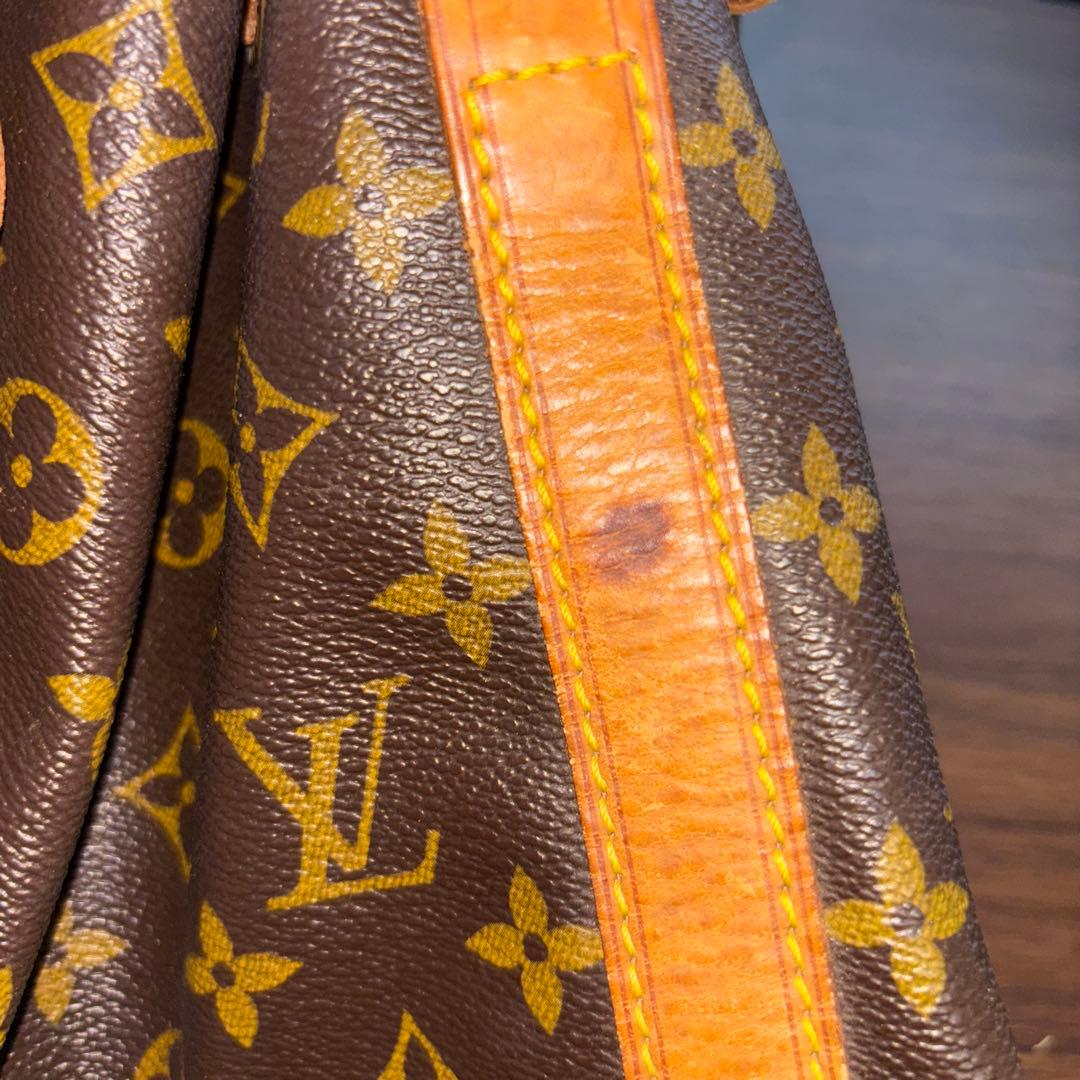 ルイ・ヴィトン　LOUIS VUITTON モノグラムショルダーバッグ　巾着