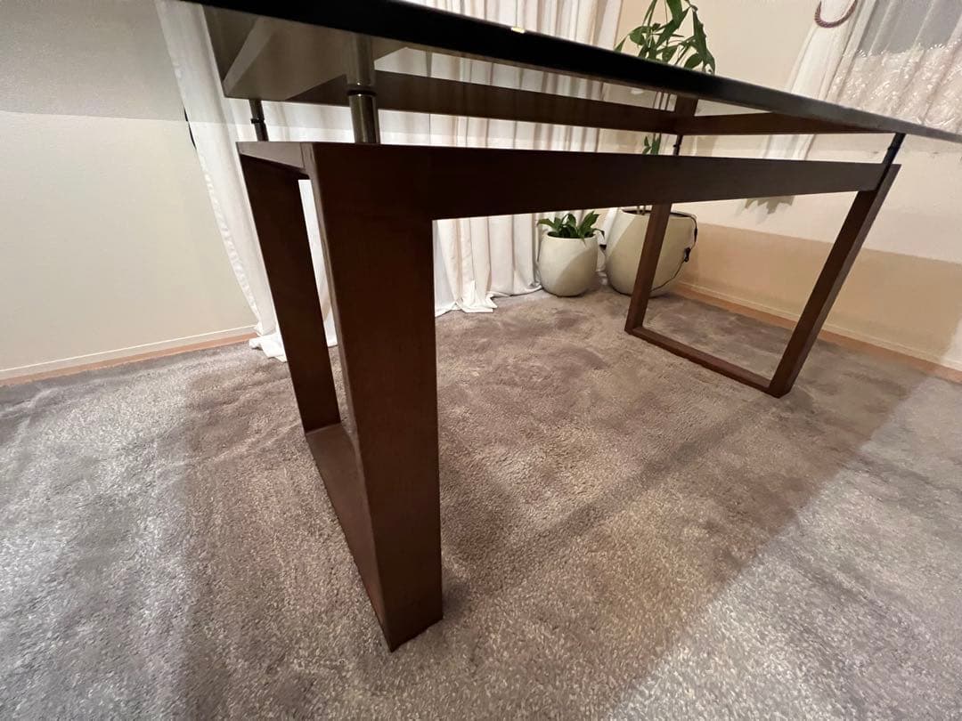 カッシーナイクスシーRIMテーブル