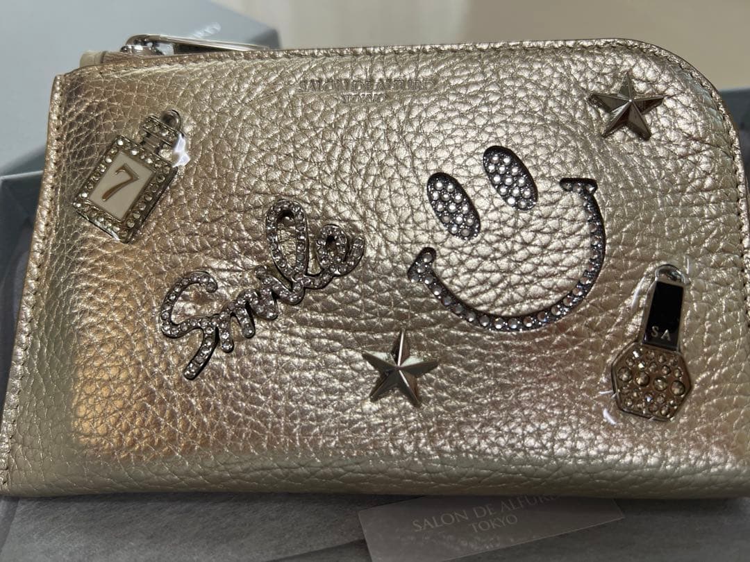 【新品未使用】サロンドアルファード　ミニ財布　ゴールド