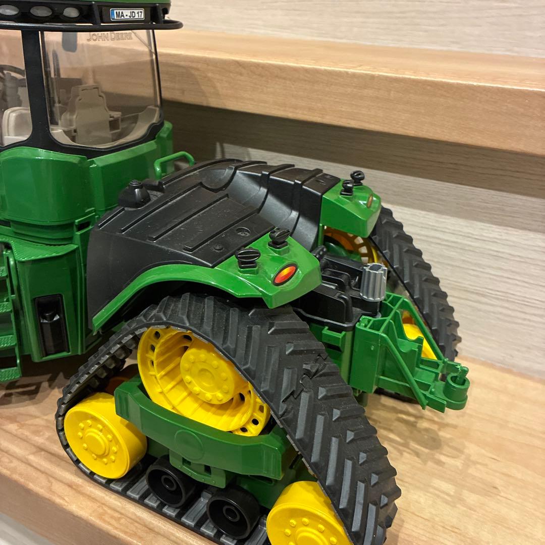 ブルーダー　JOHN DEERE トラクター
