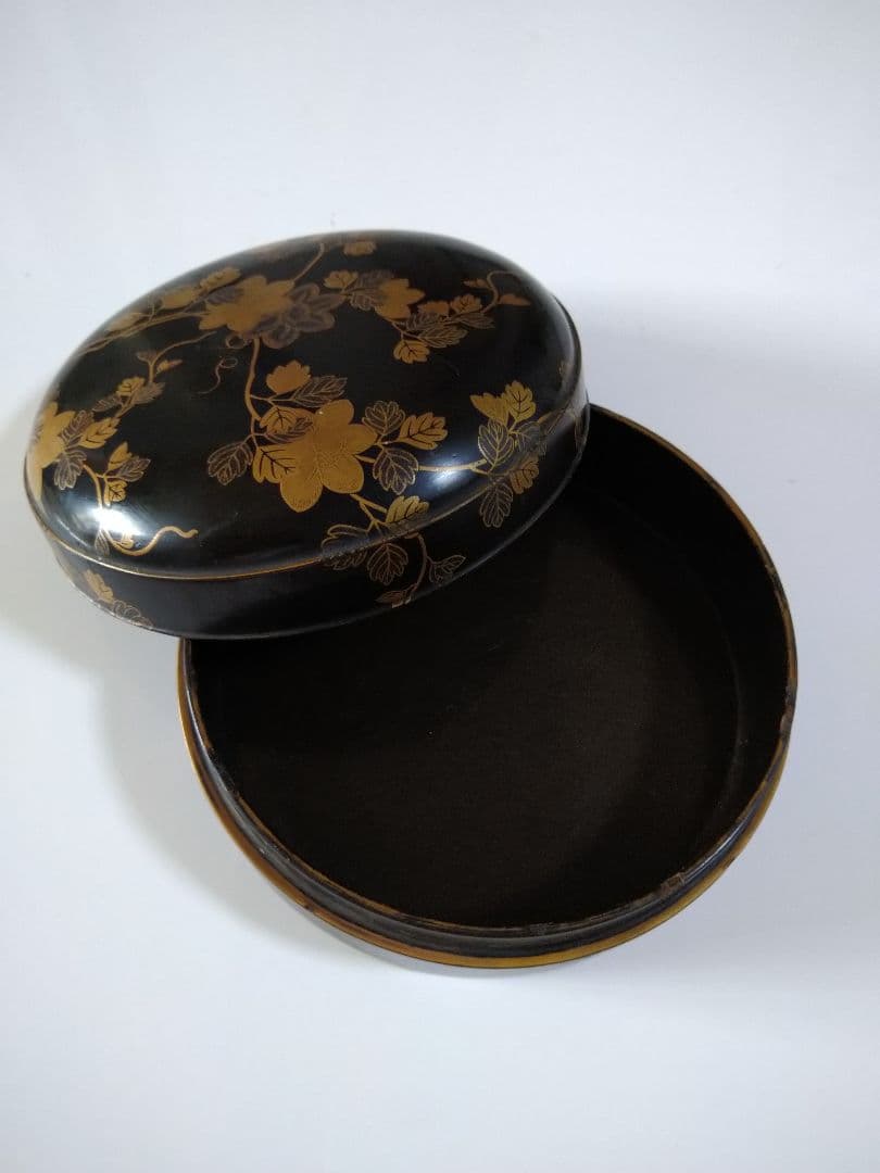 蒔絵小箱　江戸時代