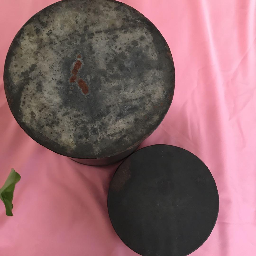 ビンテージ インダストリアル レトロ ブリキ缶 蓋付き 筒型