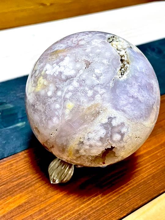 《希少1kg超え》アメジスト共生フラワーアゲート桜瑪瑙スフィア