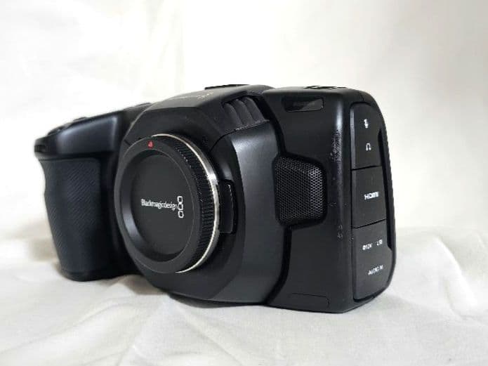 BMPCC4K ブラックマジックデザイン 本体