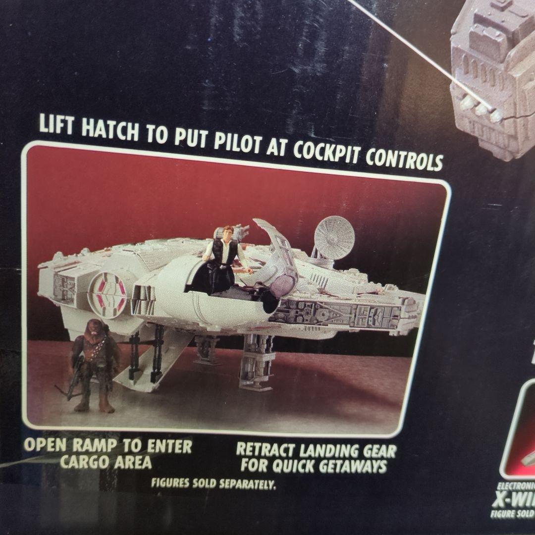 ケナー　スターウォーズ　ミレニアムファルコン　ハズブロ　新品・未開封