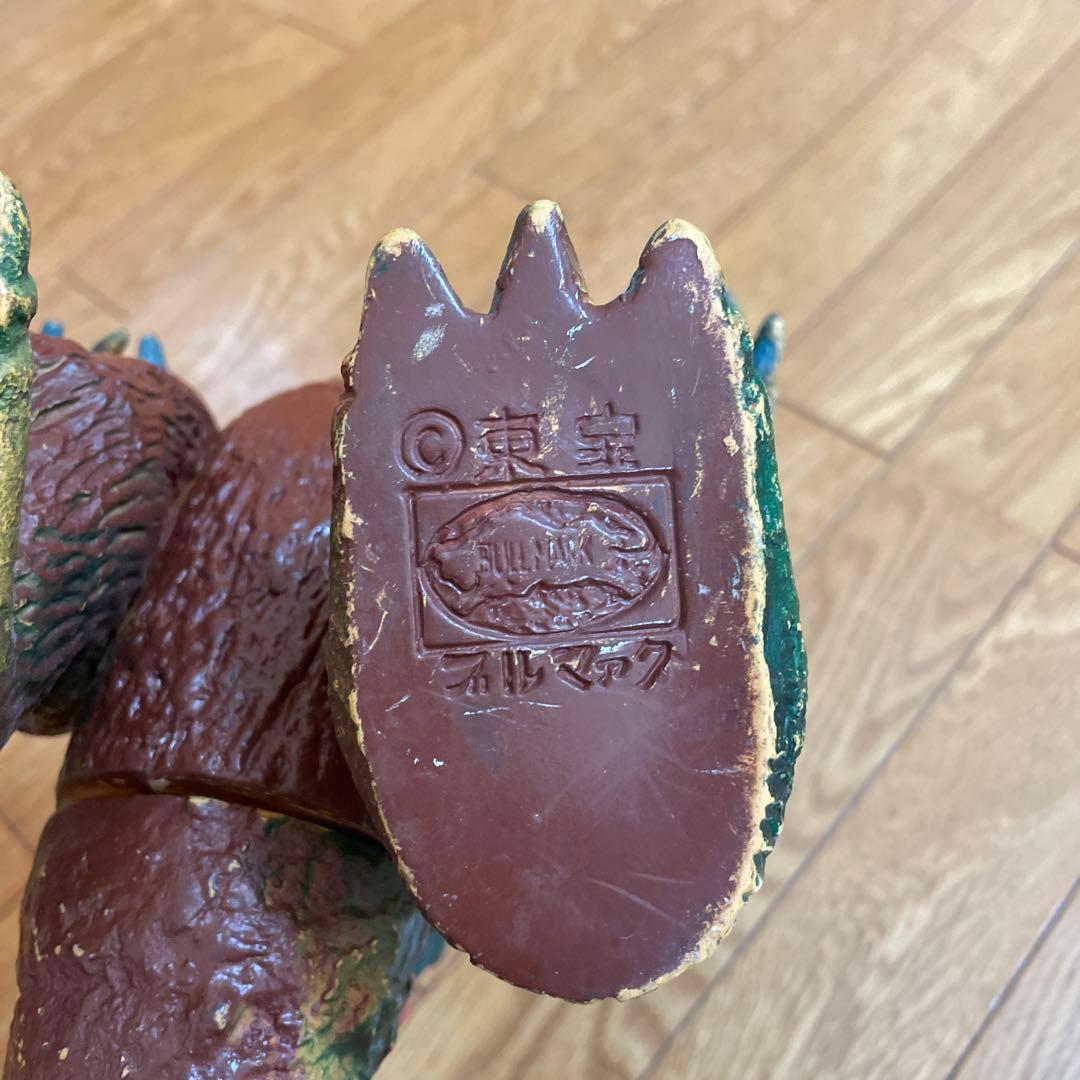 ゴジラ　フィギュア