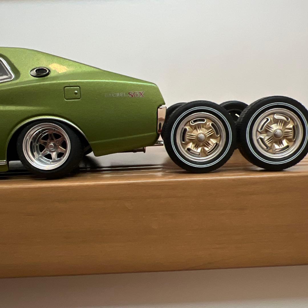 日産ローレル　１９７２年式　ブタケツ　１／２４