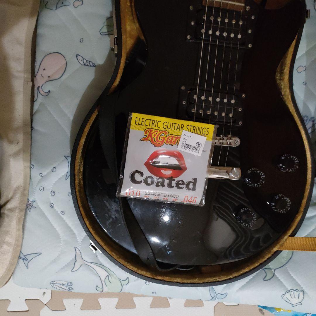 エピフォン レスポール スタジオ ブラック 黒 ケースとストラップと