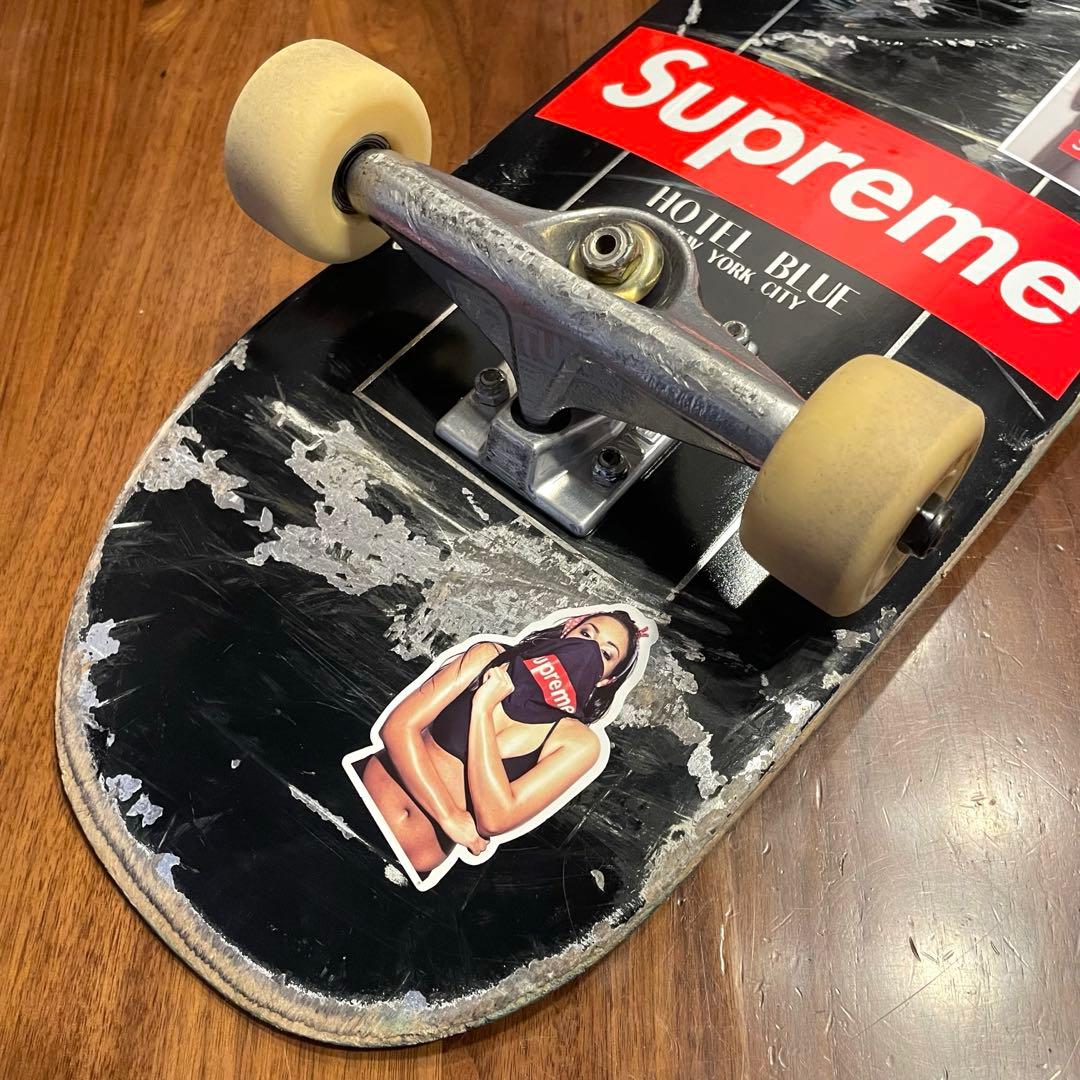 ホテルブルー　スケボー　コンプリート　スケートボード　8インチ ベンチャー