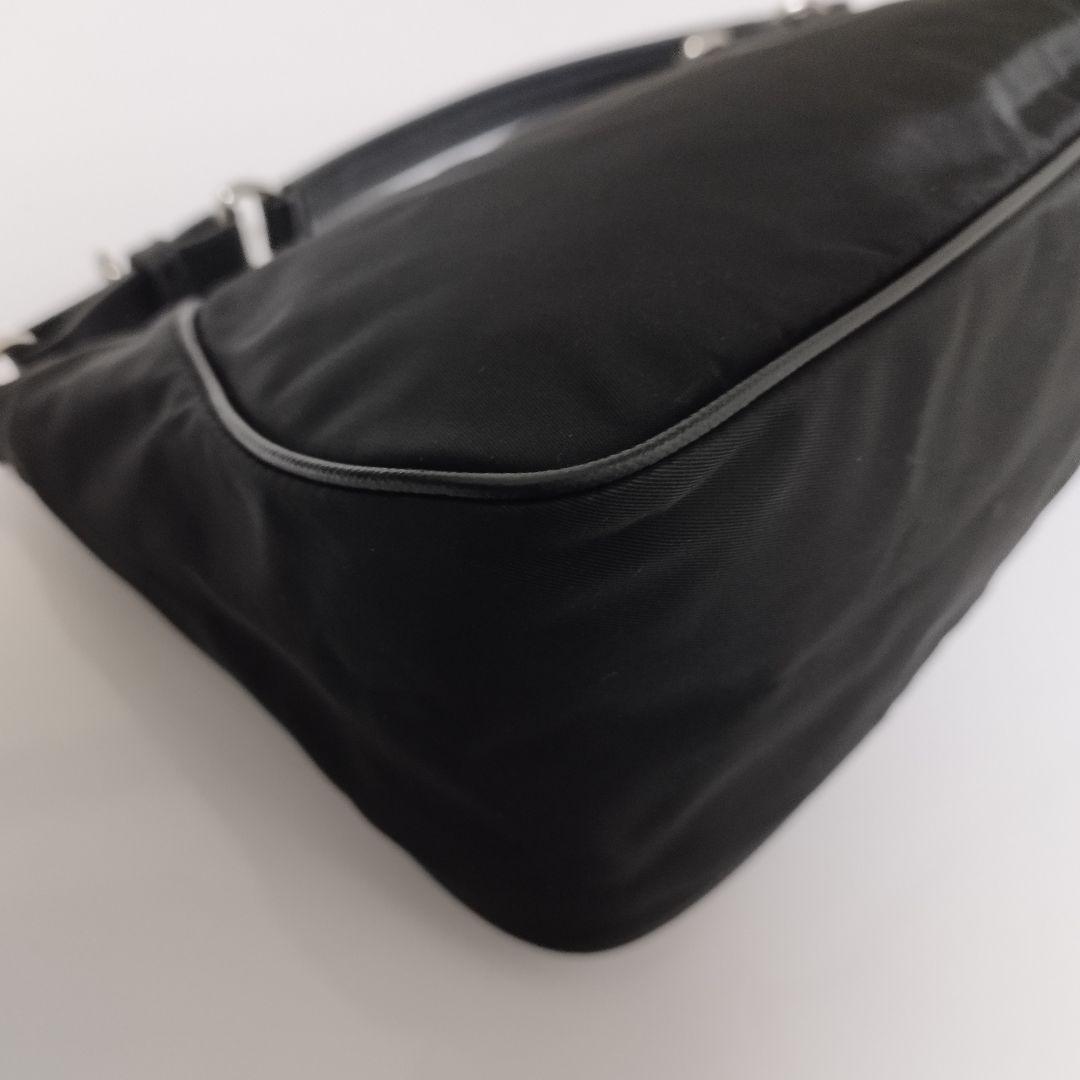 ほぼ未使用☆　プラダ　ハンドバッグ　ワンショルダーバッグ　サフィアーノレザー