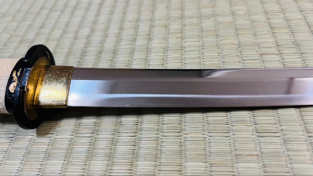 模造刀 拵え 短刀 二重刃文 御守刀 出鮫柄 儀礼刀 居合刀 251012-2