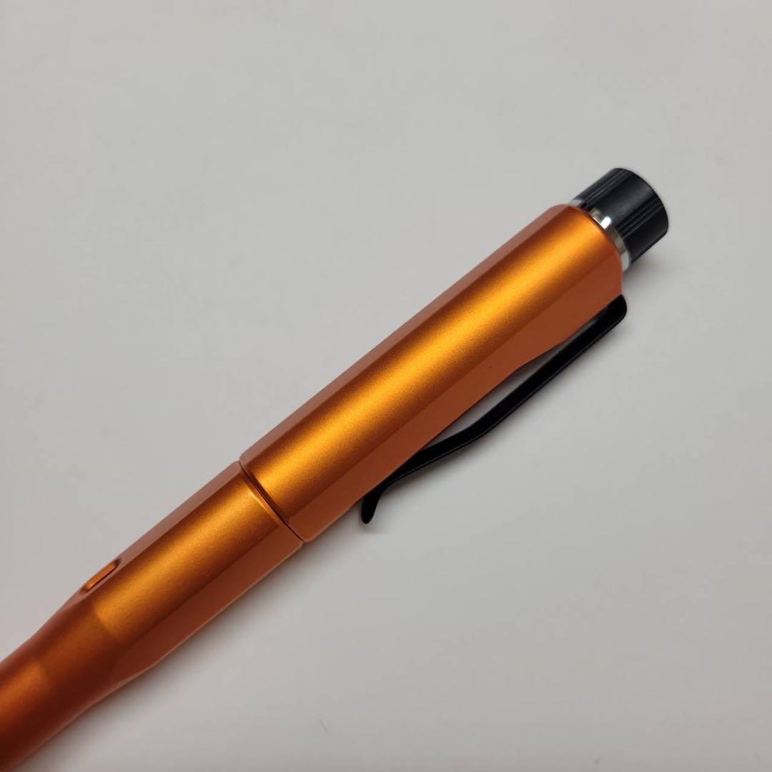 三菱鉛筆 シャーペン クルトガ ダイブ 0.5mm トワイライトオレンジ