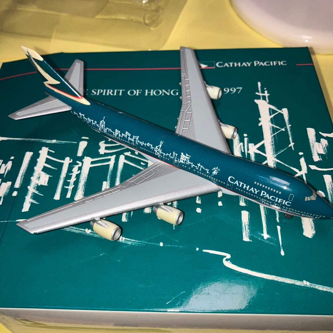 レア】キャセイパシフィック航空 B747-200特別塗装機 ヘルパ 1/500