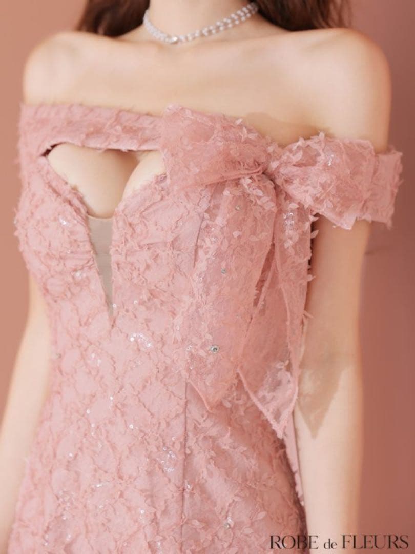 ROBE de FLEURS ピンクオフショルダーレースミニドレス