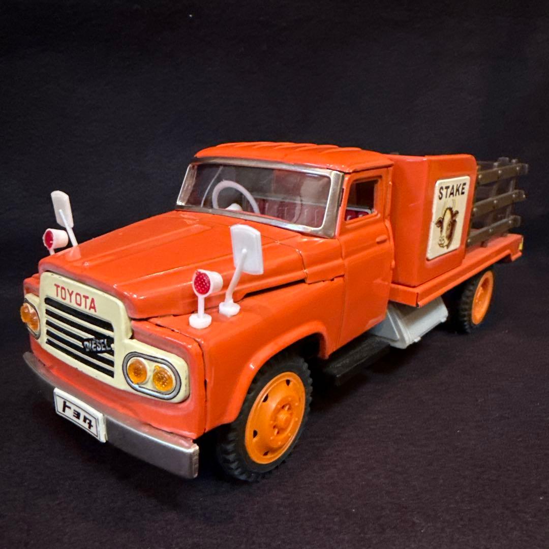 当時物　ブリキ玩具自動車