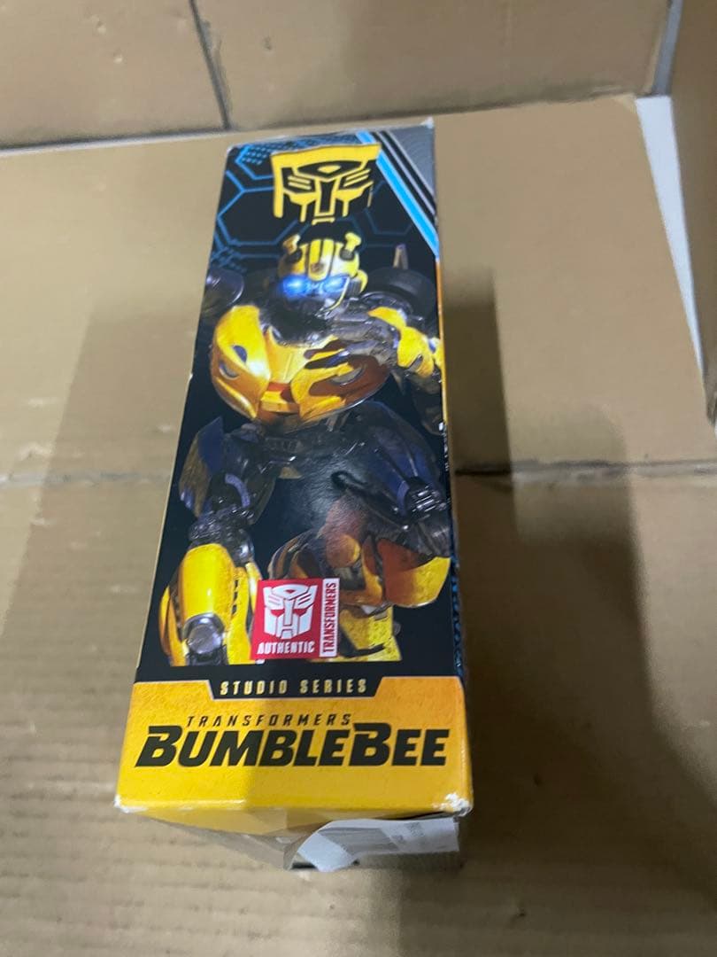 『バンブルビー：トランスフォーマー・ストーリー』 B-127 70BB