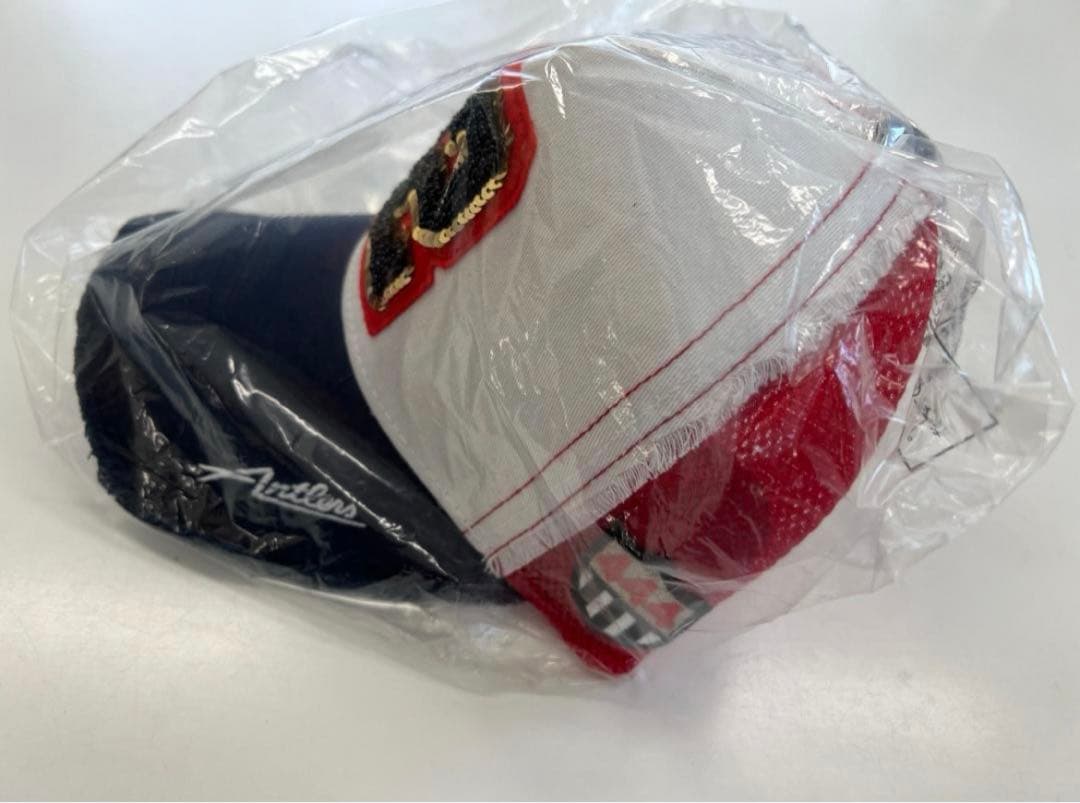 未開封】YOSHINORIKOTAKE 鹿島アントラーズロゴ入りキャップ白