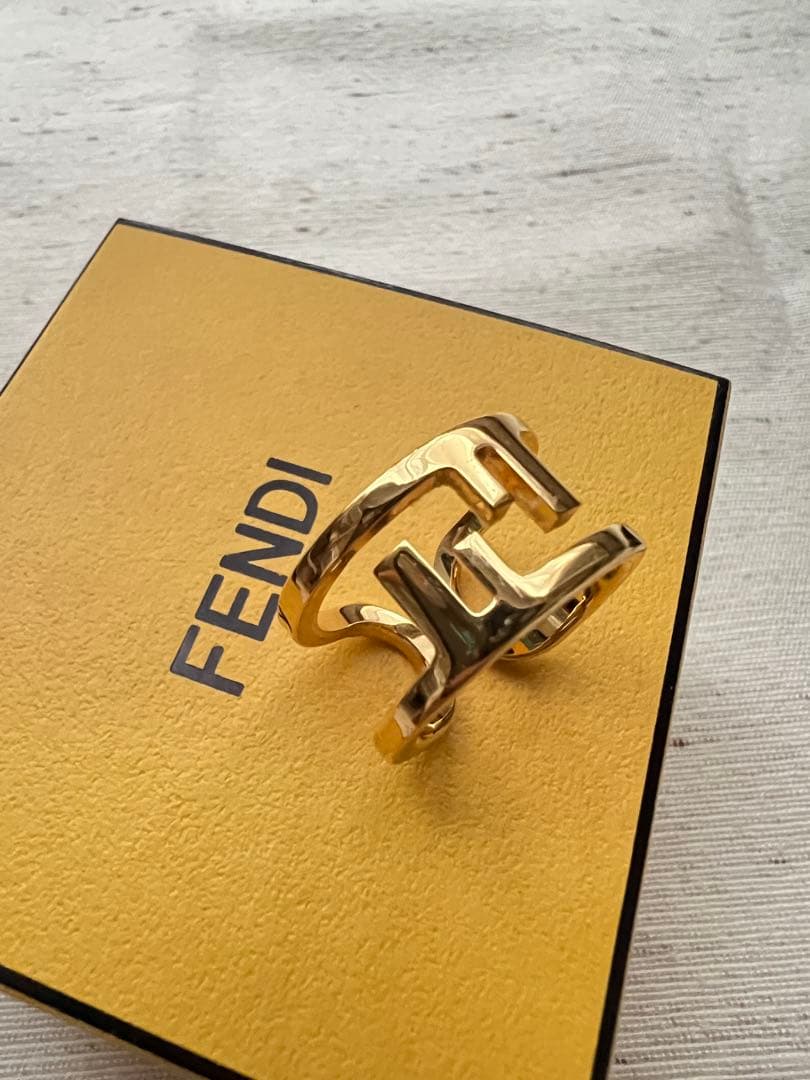 FENDI FFリング　ゴールド　L