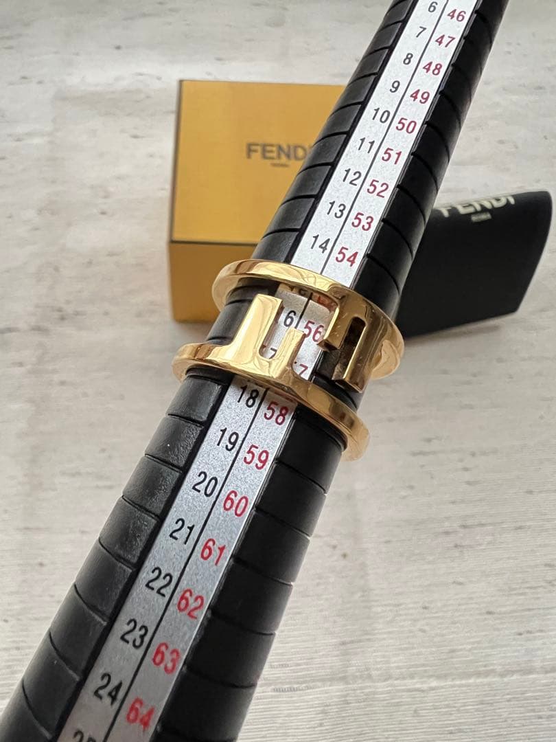 FENDI FFリング　ゴールド　L