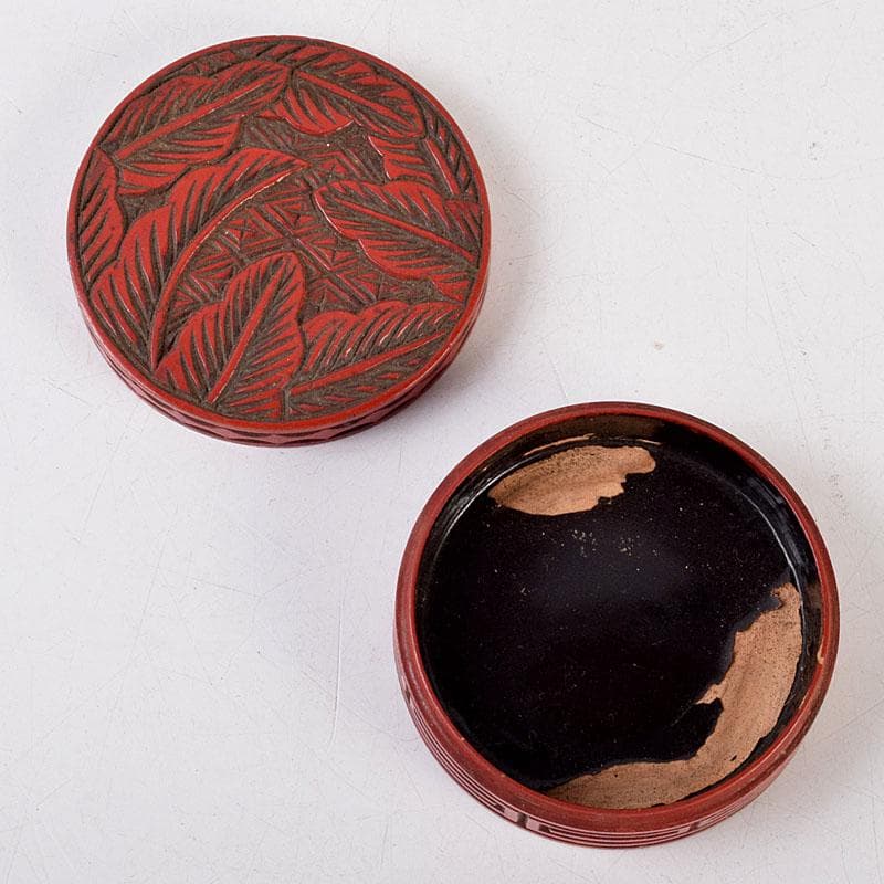 茶道具　漆塗　堆朱香合　仕覆付　C　8668