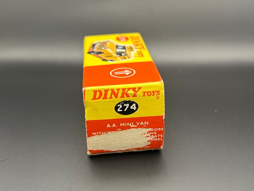 DINKY TOYS A.A. MINI VAN 274 ロードサービスミニバン