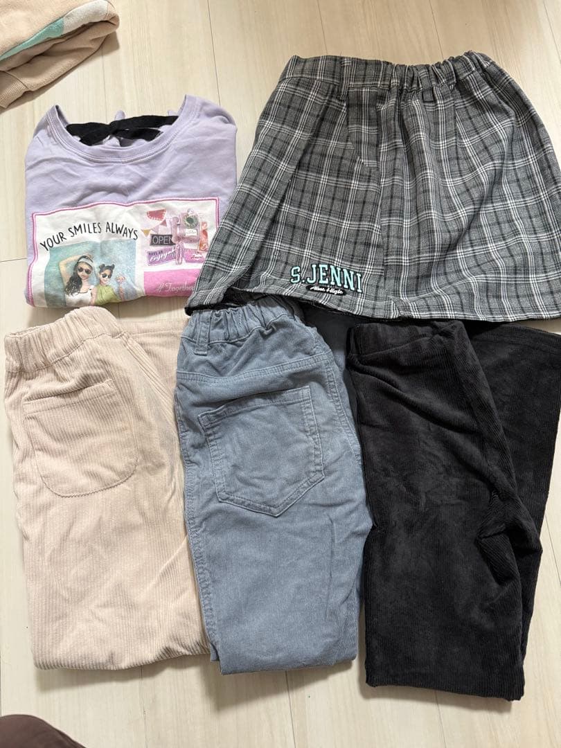 オラ♡フッ♡ 女の子衣類120～140センチ