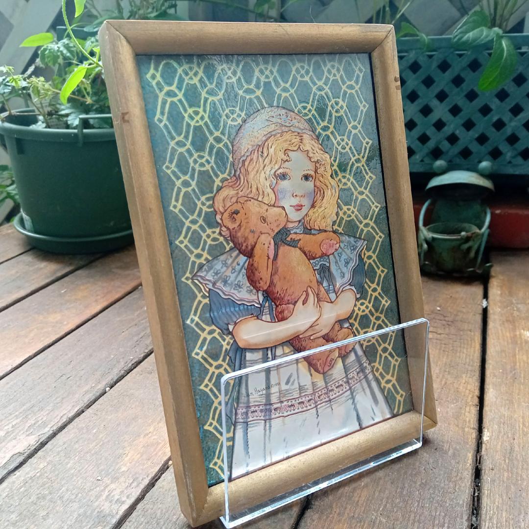 ジャン・ハガラ ステンドグラス 少女とお人形 アン グラスマスターズ社