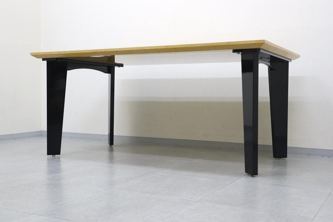 IDC大塚家具 スプレンダー 最高級 バーズアイ メープル ダイニング テーブル