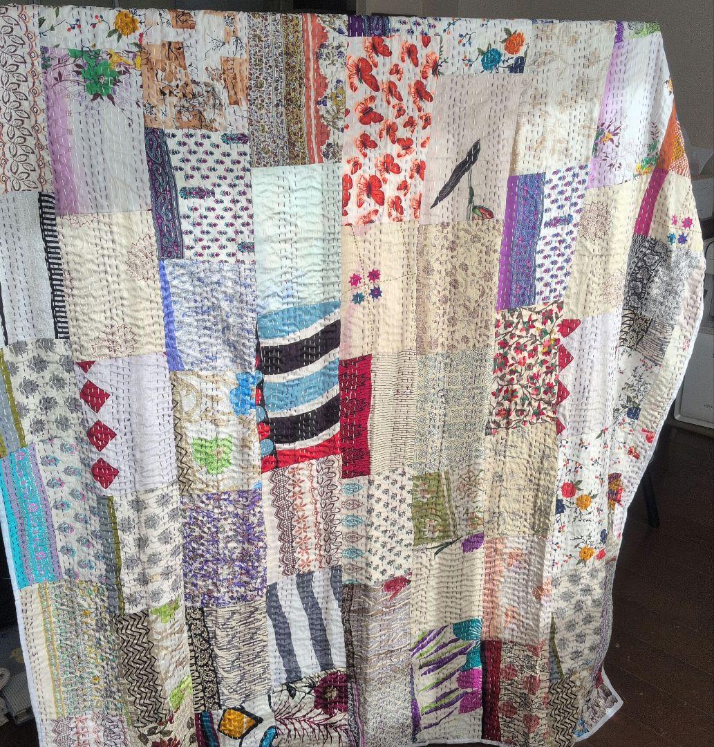 インド カラフルパッチワークマルチカバー - メルカリ