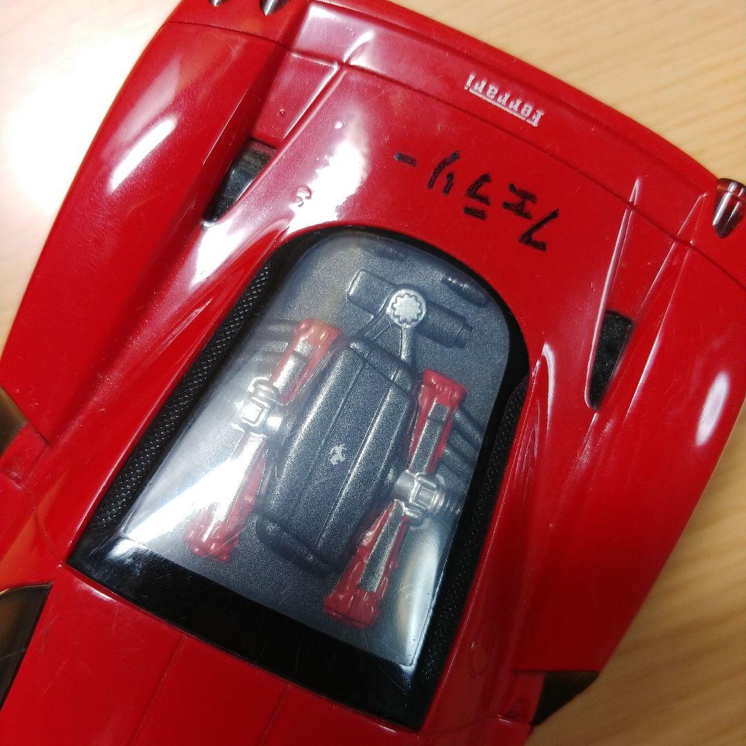 フェラーリ 1/10スケール ラジコンカー