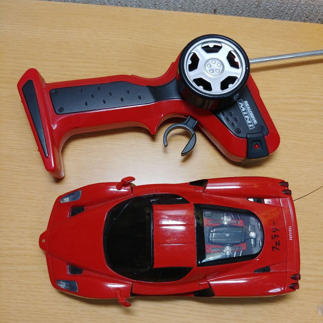フェラーリ 1/10スケール ラジコンカー