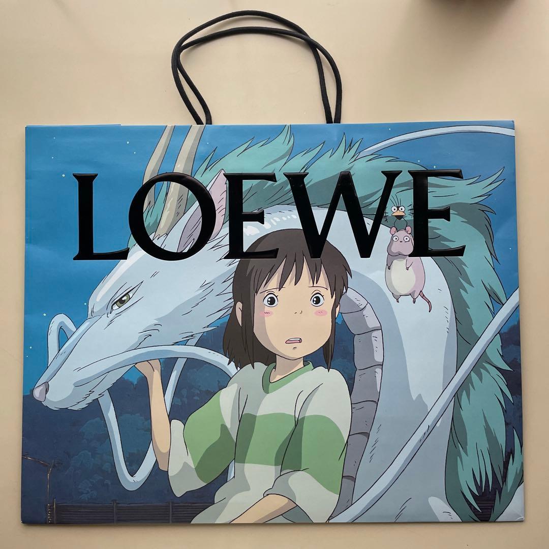 LOEWE ×ジブリ /紙袋 ショッパー 大 /千と千尋の神隠し 宮崎駿 ロエベ