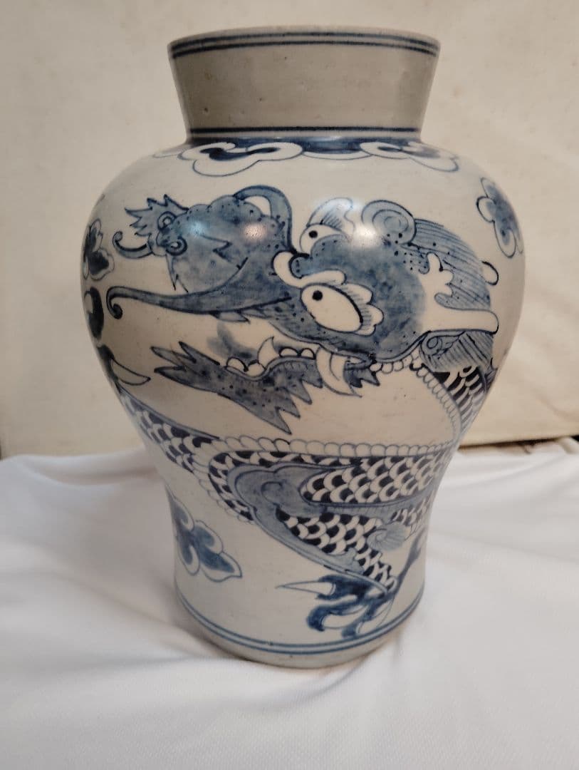 中国李朝 染付龍文壺