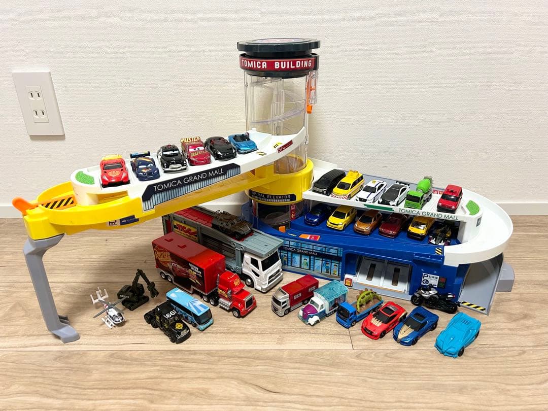 値下げ☆ダブルアクショントミカビル 立体駐車場 まとめ売り