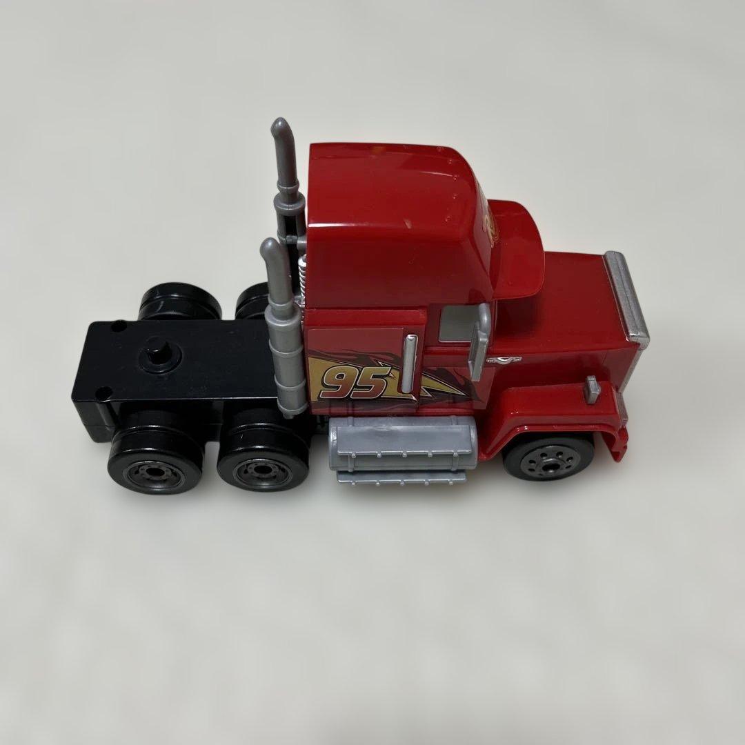 カーズトミカ たくさんのせよう！大きなマック