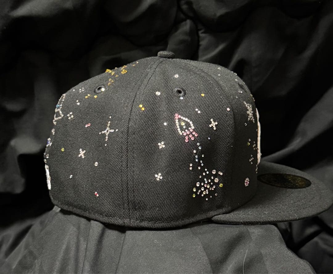 ジュエルキャップNew Era ブラック スワロフスキーキャップ 7 1/8