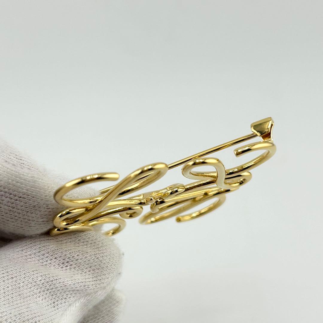 ✨未使用級・箱保存袋付き✨ LOEWE ロエベ ブローチ アナグラム