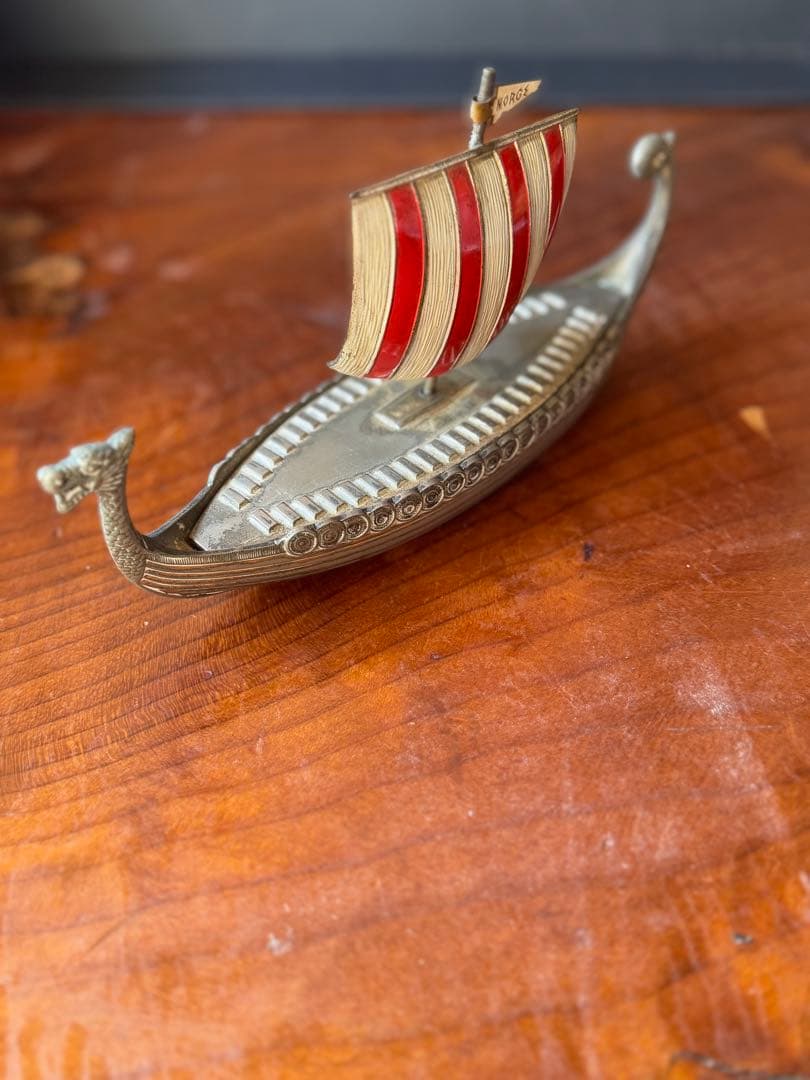 アンティーク】ノルウェー・バイキング船 金属製の小物入れ