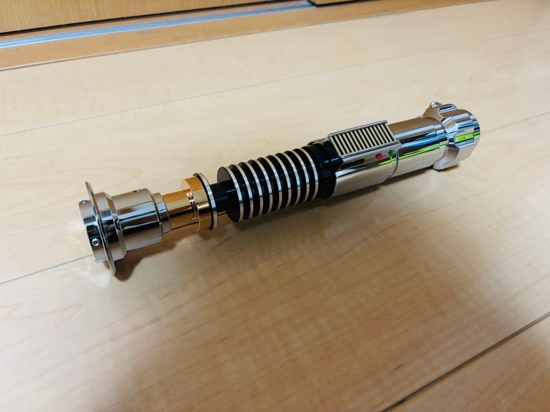 カスタムライトセーバー　LGT HERO ルークスカイウォーカー