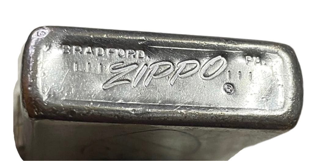 米陸軍ベトナム戦争本物ベトナムZippo1968 戦闘歩兵章・第一騎兵師団希少品