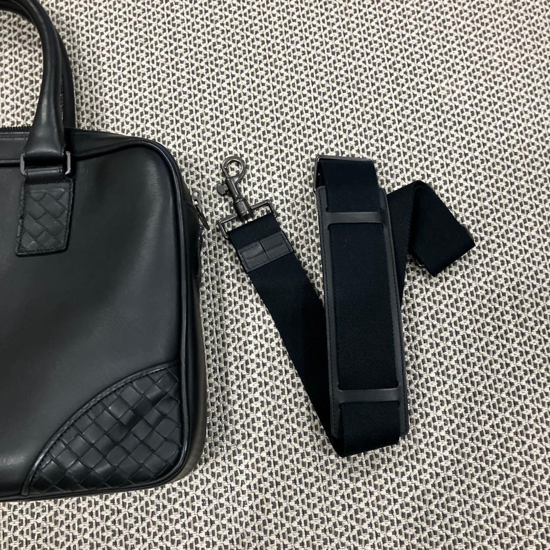 ブラックレザー編み込みビジネスバッグ