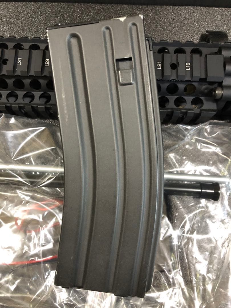 東京マルイRECCE RIFLE レシーライフル　次世代電動ガン マガジン付き