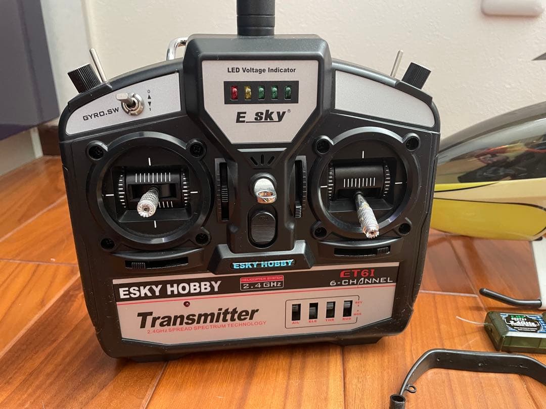 E-sky ラジコンヘリコプター