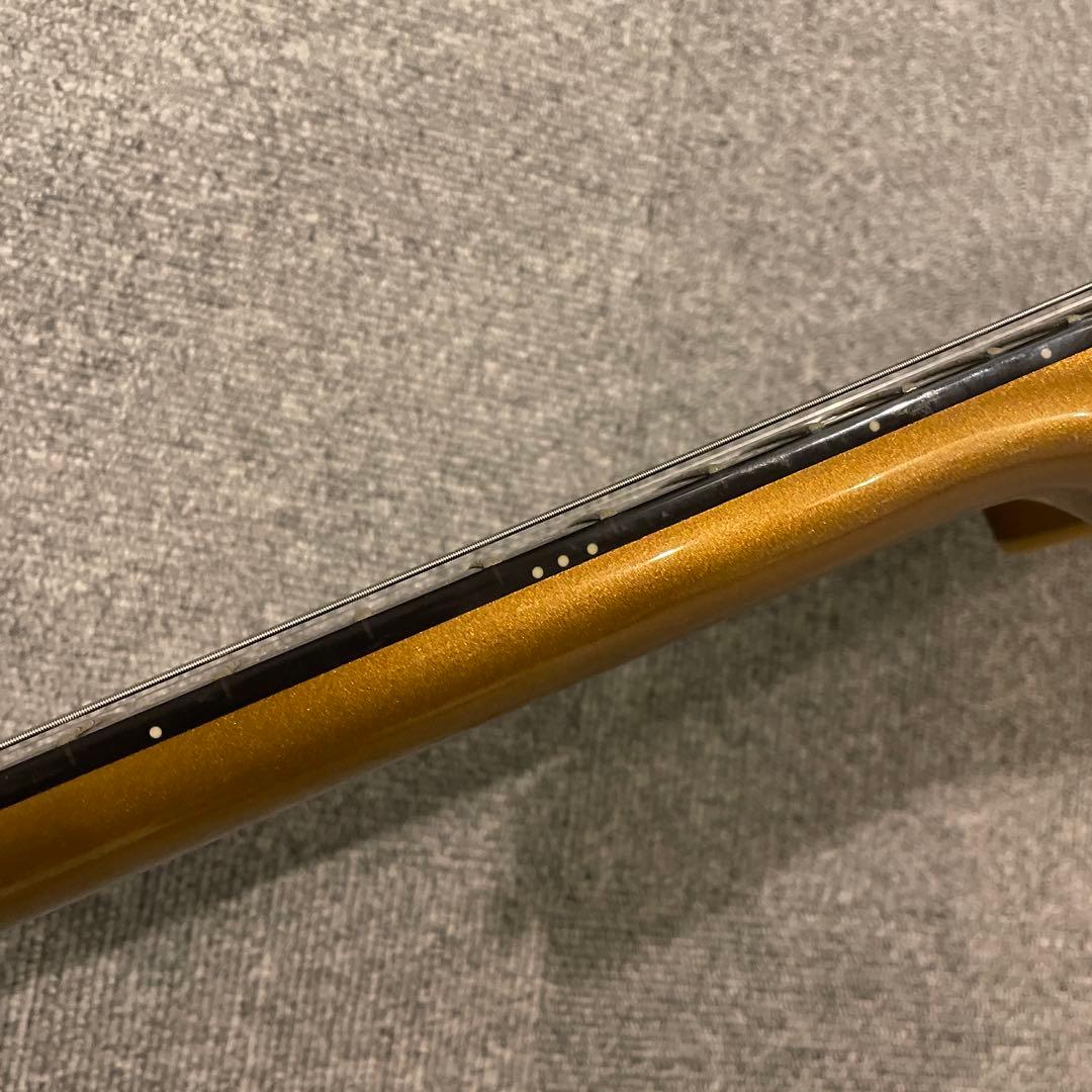 ブライアン・メイ・ギターズ ジュビリー・ゴールド・フィニッシュ 送料込