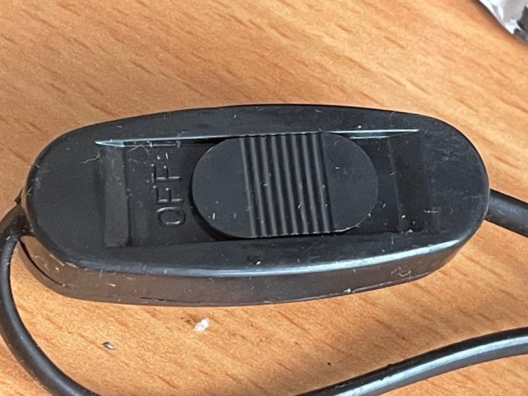 テメ２段　Jia Dia 光るスノードームガラス球型スカルデザイン ランプ