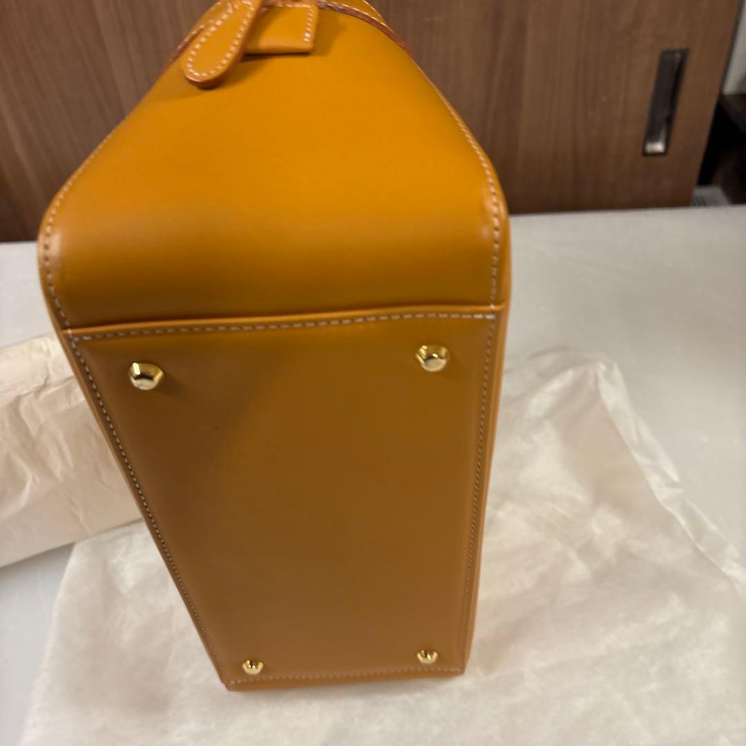 オレンジ レザートートバッグ 中型