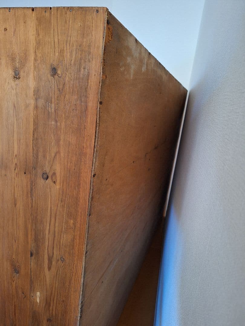 クランクマルチェロ ベルギーオープンシェルフ